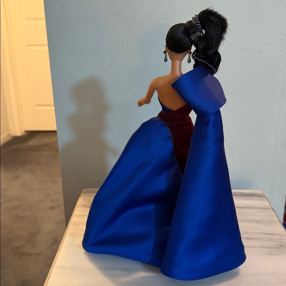 BOB MACKIE’S SAPPHIRE SLENDER BARBIE - Picture 2 of 5